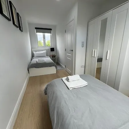 Zenobia London Luxury Apartments Finchley Exterior photo
