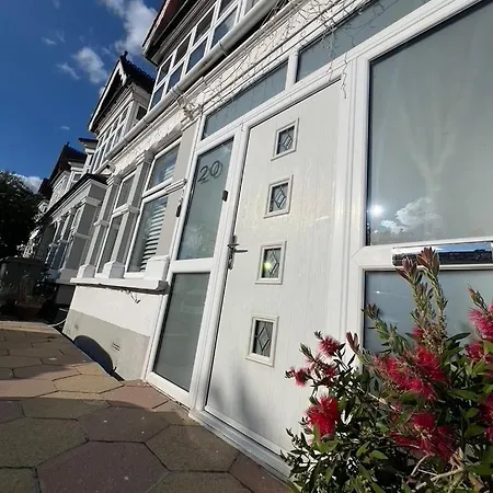 Zenobia London Luxury Apartments Finchley Exterior photo