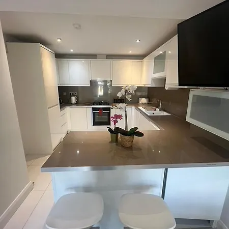 Zenobia London Luxury Apartments Finchley Exterior photo
