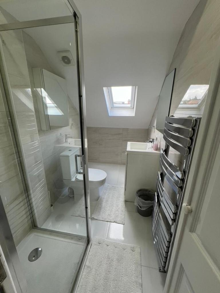 Apartment Zenobia London Luxury