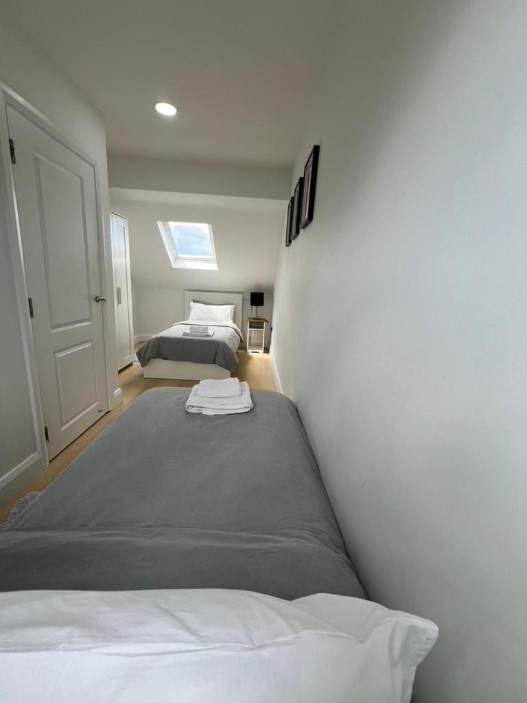 Apartment Zenobia London Luxury Finchley
