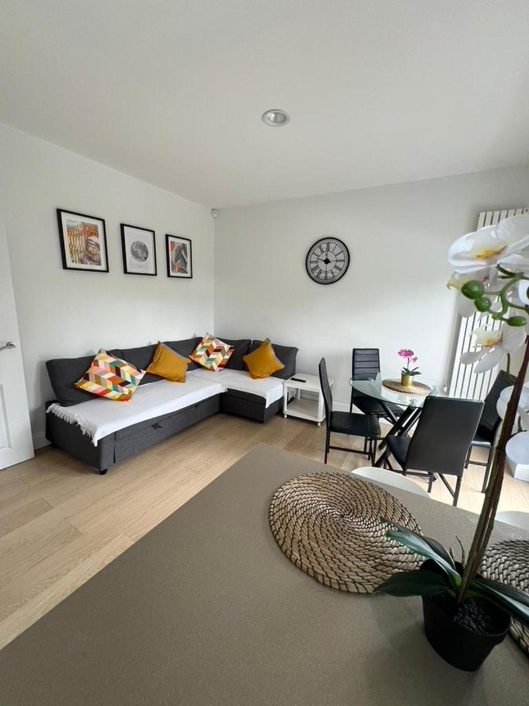Zenobia London Luxury Apartment *