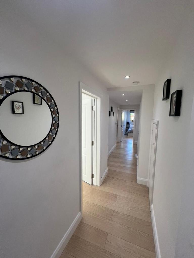 Zenobia London Luxury Apartment